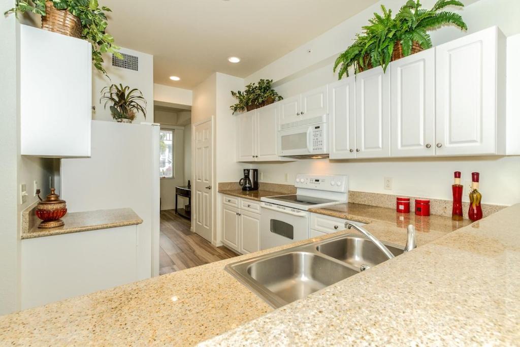 Free Golf! Stay, Play, Work From Luxury 2Bdr Plus Den 1St Floor Villa In Lely Golf Resort North North Naples Exterior foto