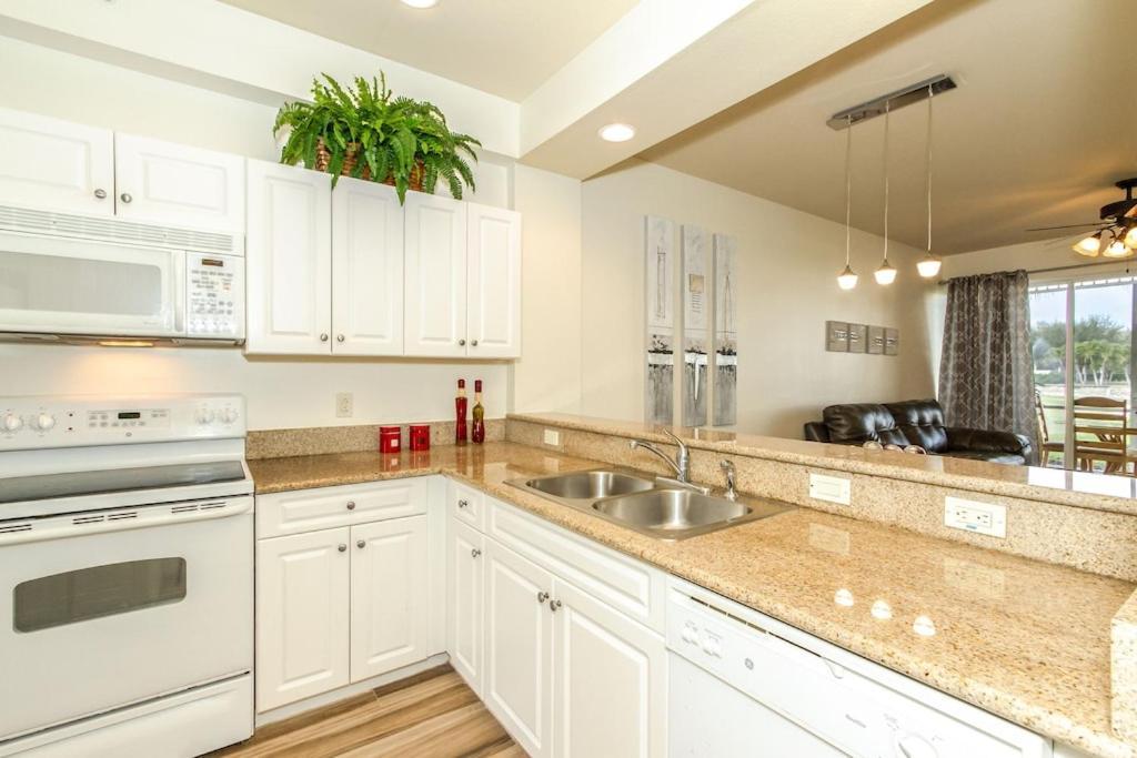 Free Golf! Stay, Play, Work From Luxury 2Bdr Plus Den 1St Floor Villa In Lely Golf Resort North North Naples Exterior foto